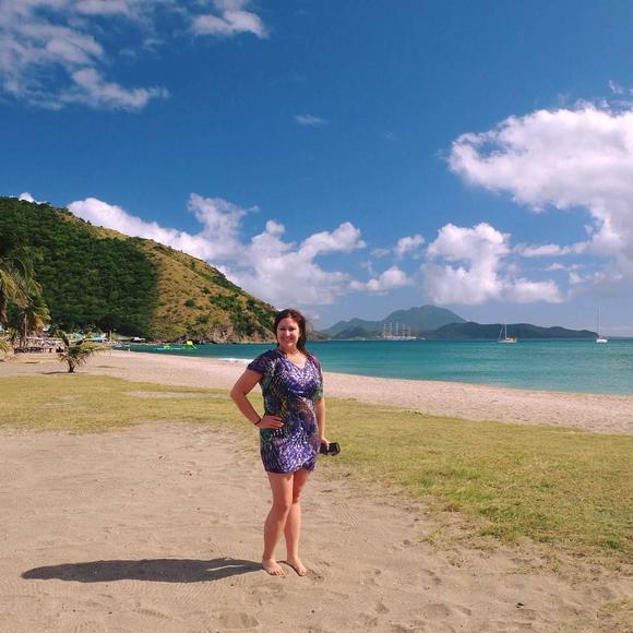 Meet your Posher, Cecilia - Picture 1 of 1